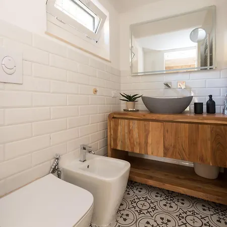 Via Del Moro Charming Trastevere Mimi & Coco Apartment *