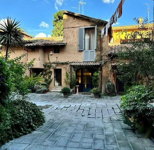 Via Del Moro Charming Trastevere Mimi & Coco *